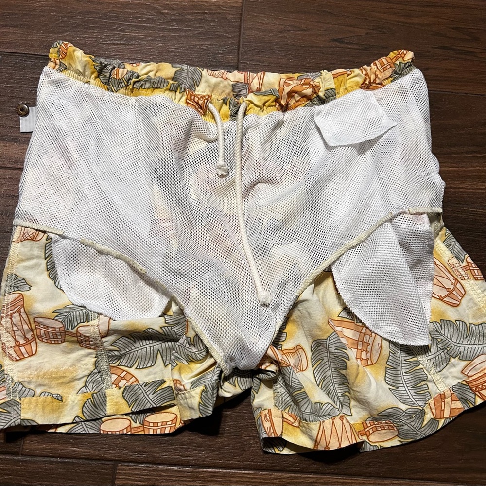 Tommy Bahama Men’s Swim Trunks Large Yellow Bongos Foliage - Picture 7 of 10